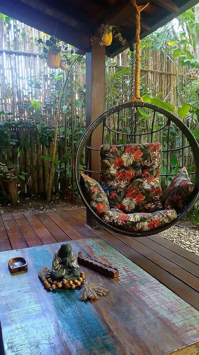 Casa GungaLilin entre o jardim